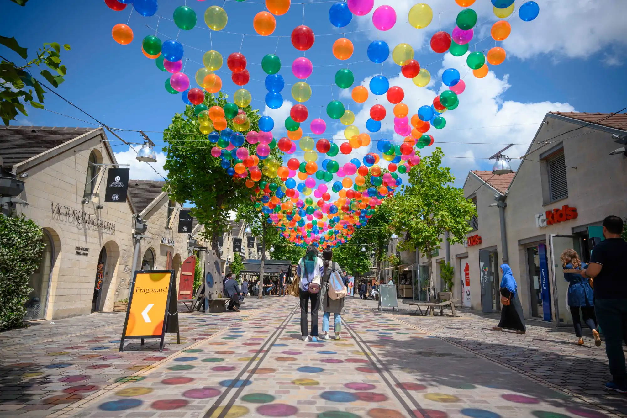 « Les Acteurs du Commerce s’imposent comme la voix des territoires. » — Le Monde